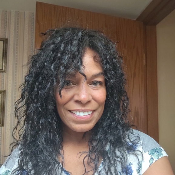 Meet your Posher, Paula - Picture 1 of 1